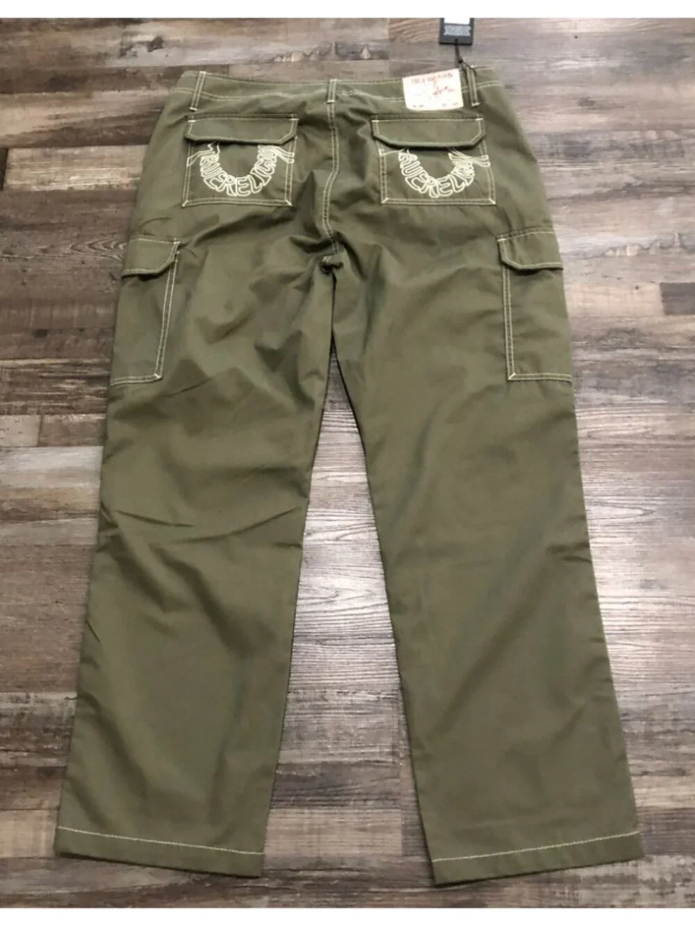 True Religion Mens Size 36x32 Green Stitch Cargo Jeans New with $169 Tags